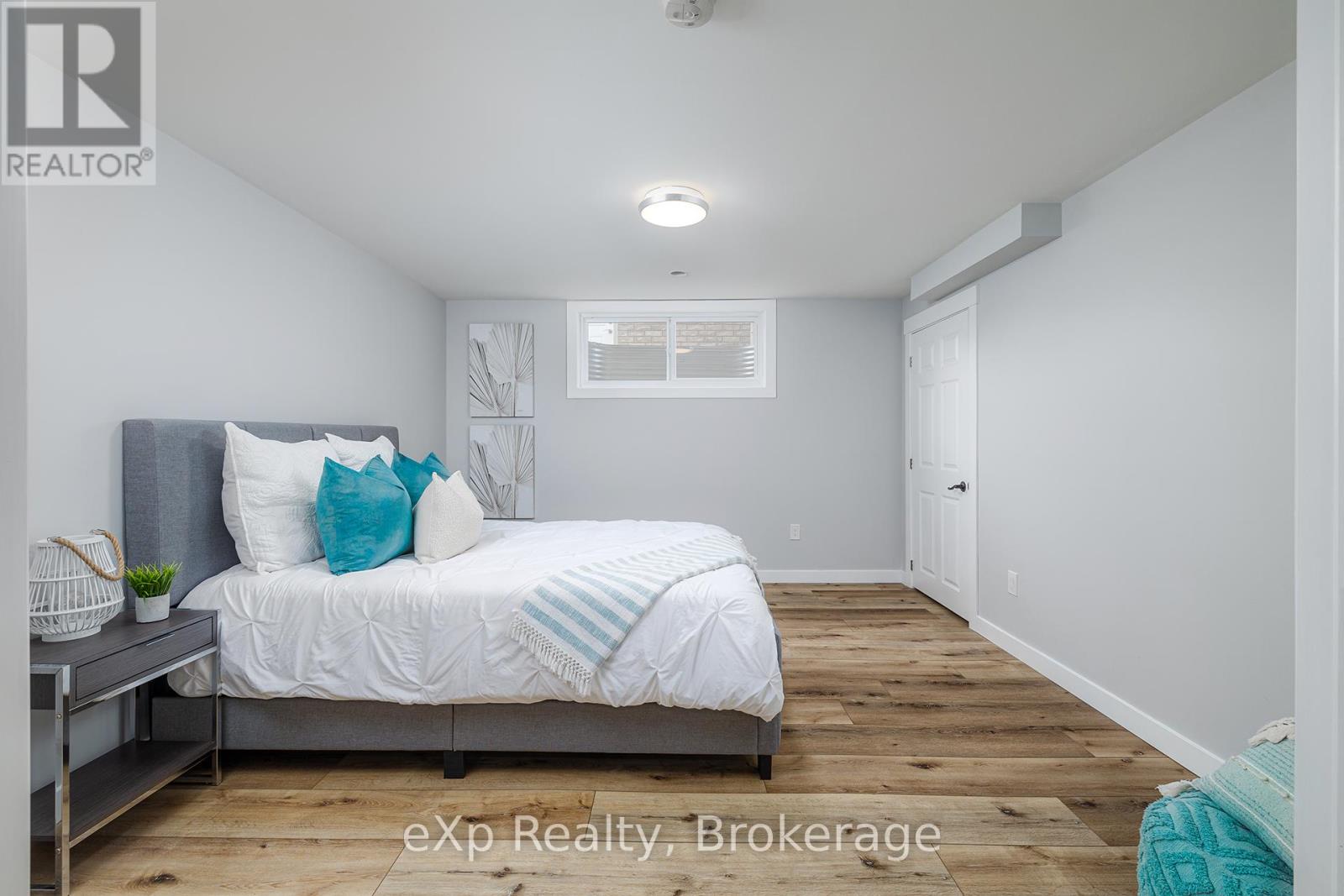 880 Wood Drive, North Perth, Ontario  N4W 0B7 - Photo 38 - X12714852