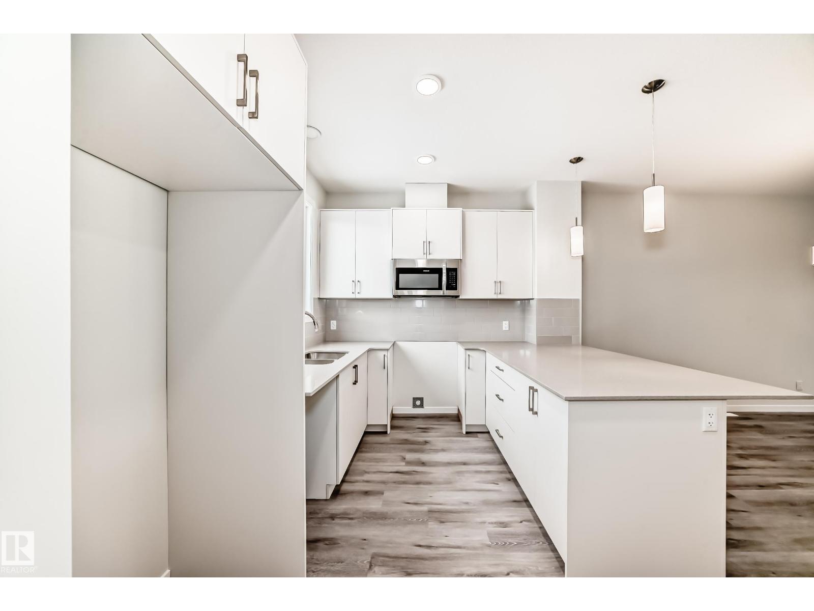 326 Edgemont Dr Nw, Edmonton, Alberta  T6M 3G7 - Photo 7 - E4459426