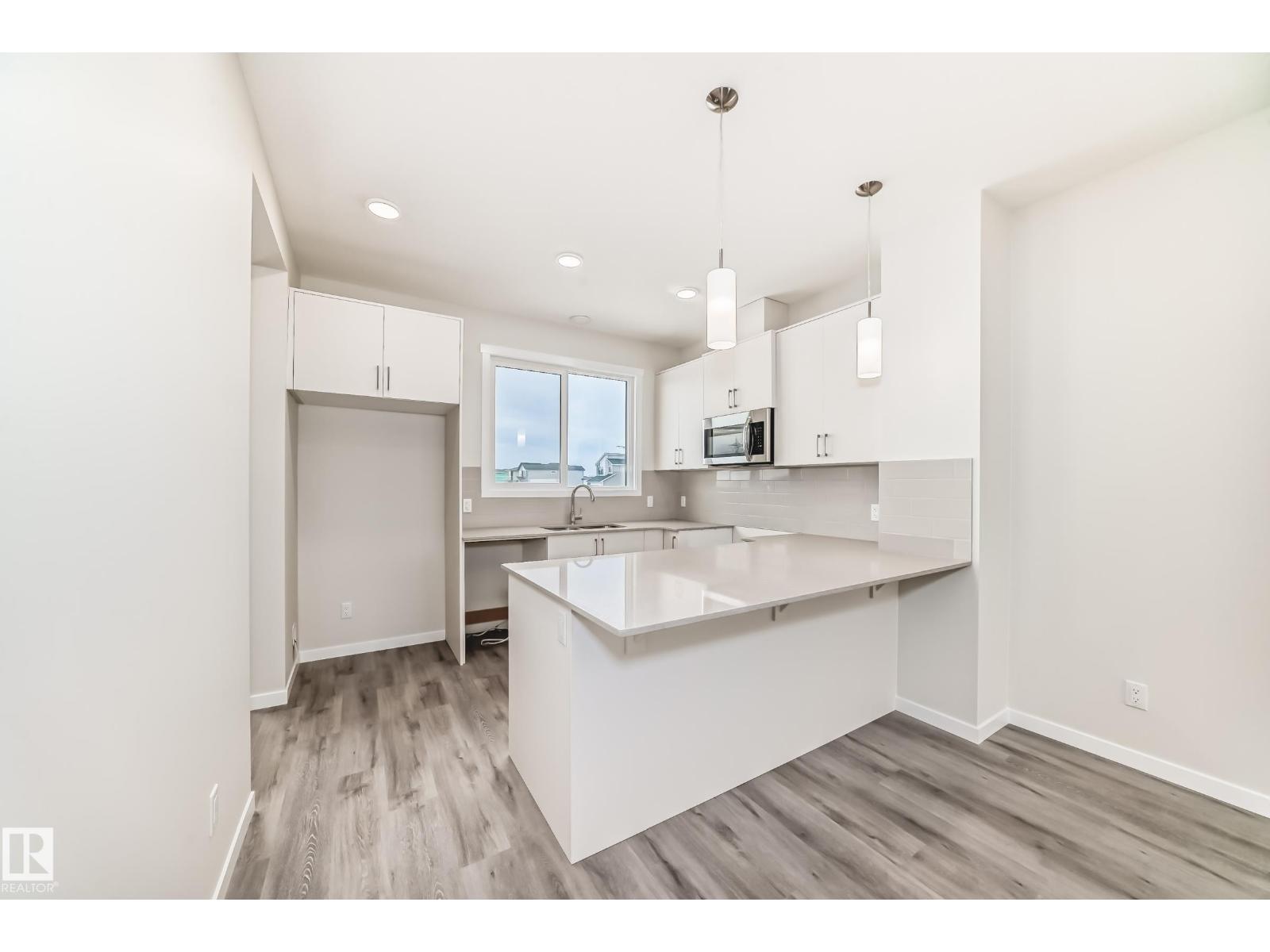 326 Edgemont Dr Nw, Edmonton, Alberta  T6M 3G7 - Photo 3 - E4459426