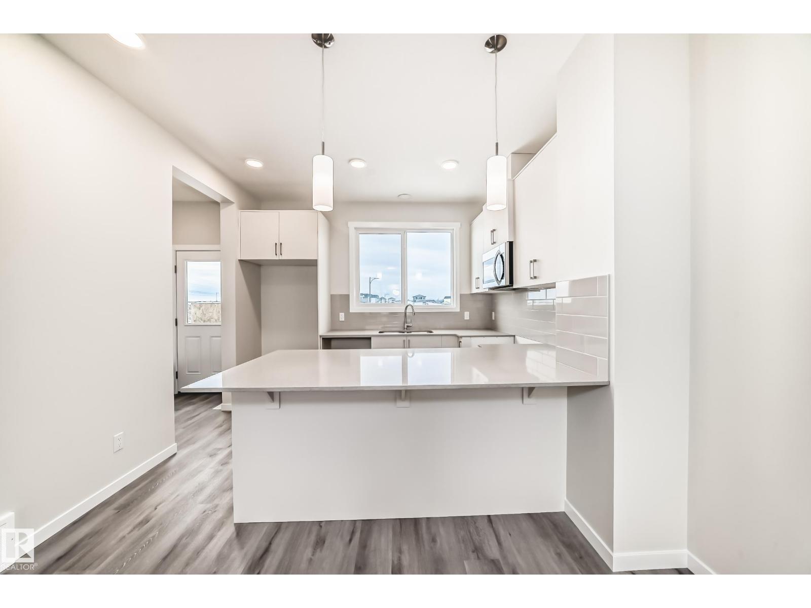 326 Edgemont Dr Nw, Edmonton, Alberta  T6M 3G7 - Photo 6 - E4459426