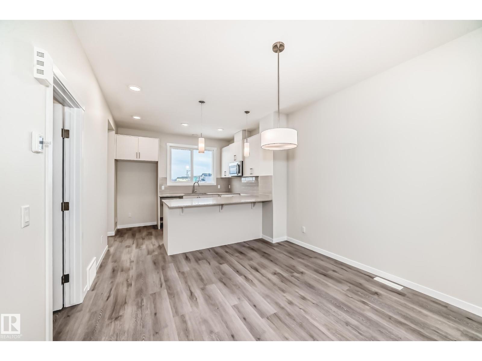 326 Edgemont Dr Nw, Edmonton, Alberta  T6M 3G7 - Photo 9 - E4459426