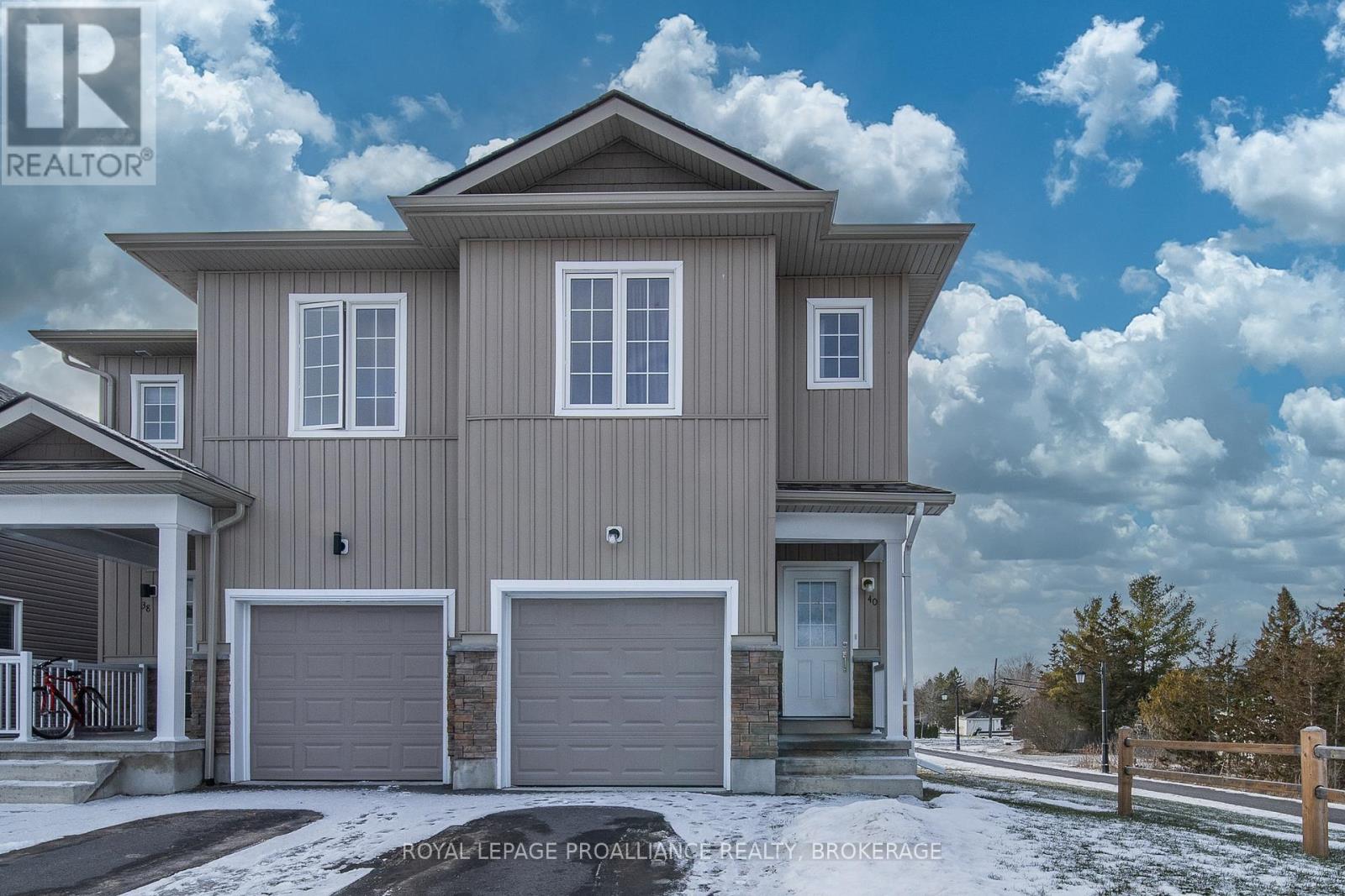 40 Tegan Court, Loyalist, Ontario  K0H 2H0 - Photo 4 - X12714740