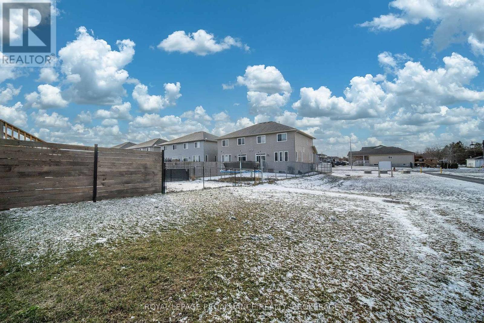 40 Tegan Court, Loyalist, Ontario  K0H 2H0 - Photo 8 - X12714740