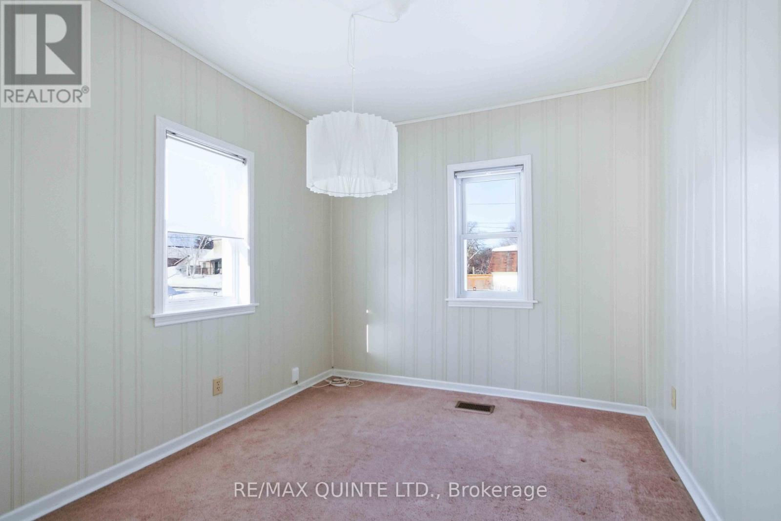 9 Wilkins Street, Belleville, Ontario  K8P 1P2 - Photo 12 - X12714634