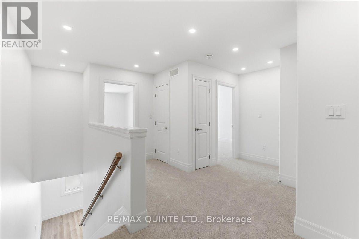 99 Buchanan Street, Prince Edward County, Ontario  K0K 2T0 - Photo 13 - X12714814