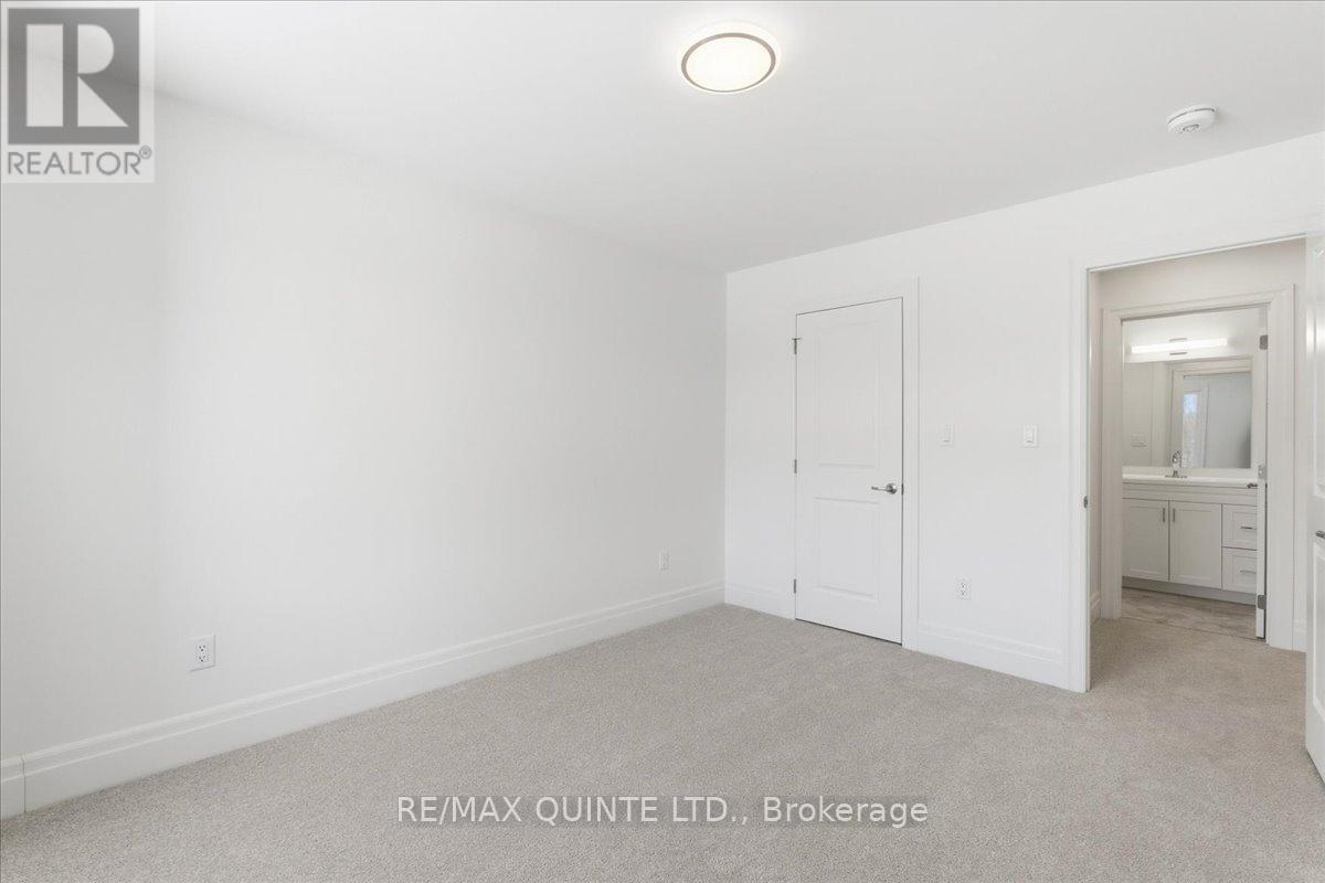 99 Buchanan Street, Prince Edward County, Ontario  K0K 2T0 - Photo 15 - X12714814