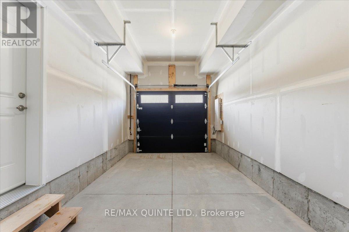 99 Buchanan Street, Prince Edward County, Ontario  K0K 2T0 - Photo 21 - X12714814