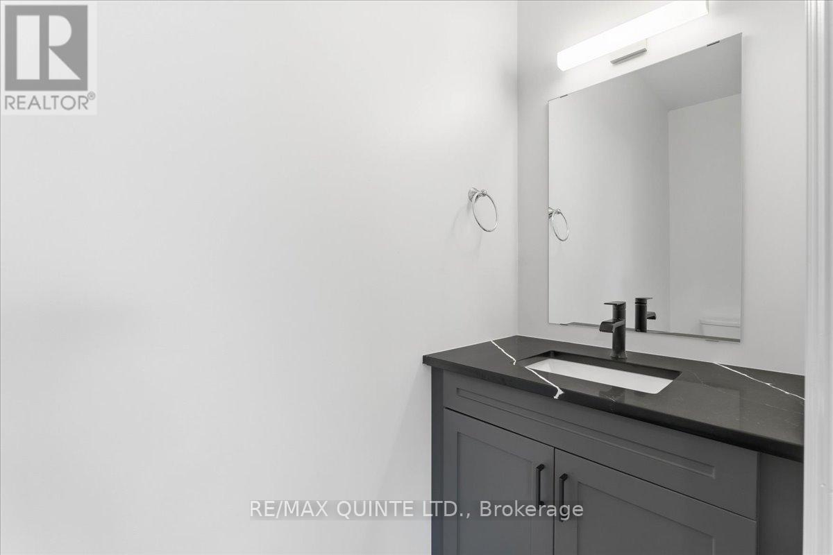 113 Buchanan Street, Prince Edward County, Ontario  K0K 2T0 - Photo 16 - X12714828