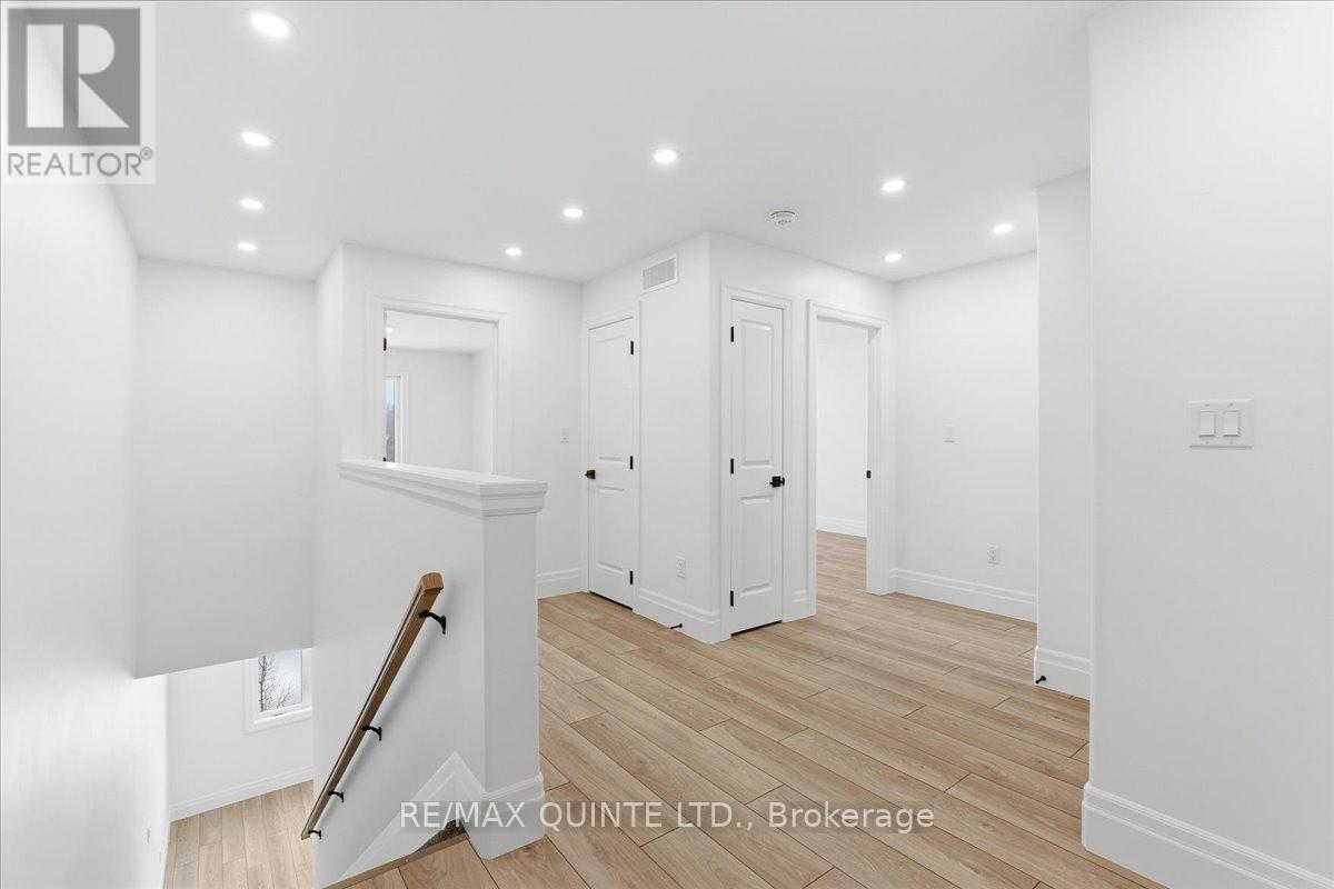 113 Buchanan Street, Prince Edward County, Ontario  K0K 2T0 - Photo 17 - X12714828