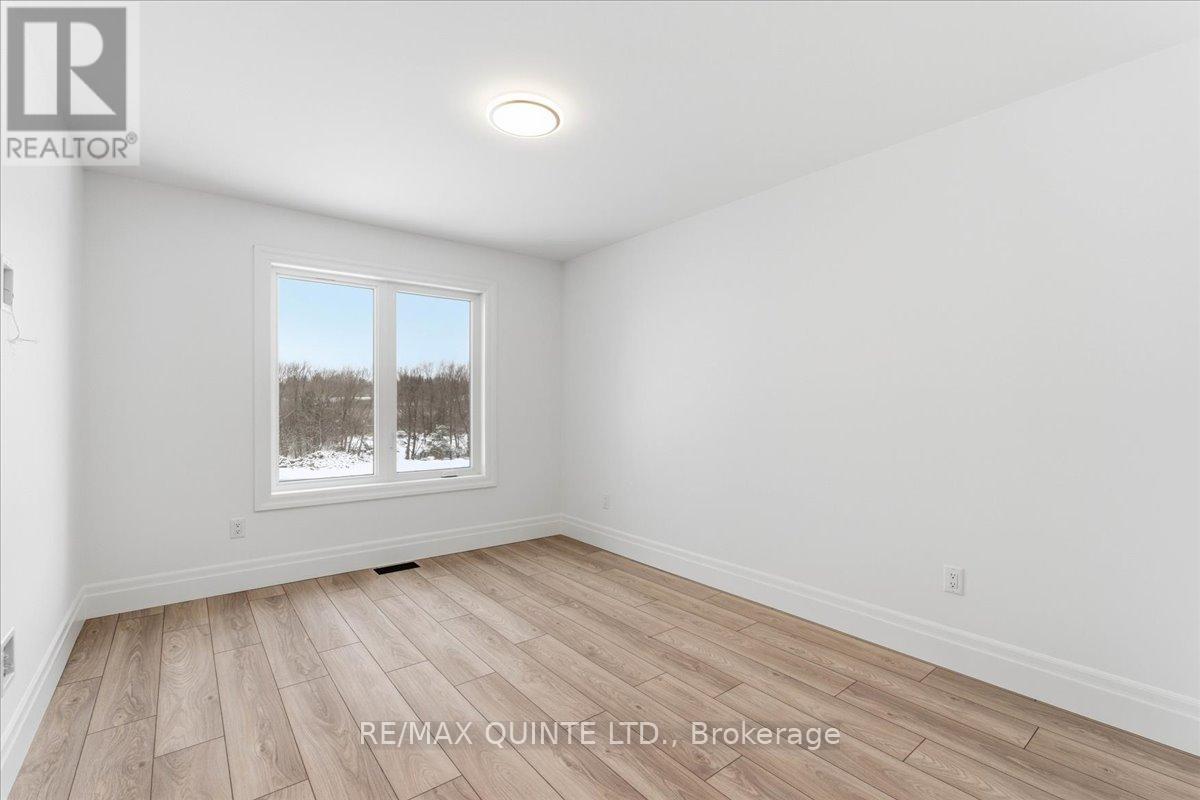 113 Buchanan Street, Prince Edward County, Ontario  K0K 2T0 - Photo 18 - X12714828