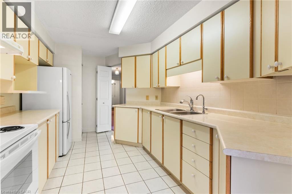 281 Bristol Street Unit# 404, Guelph, Ontario  N1H 8J3 - Photo 17 - 40796830