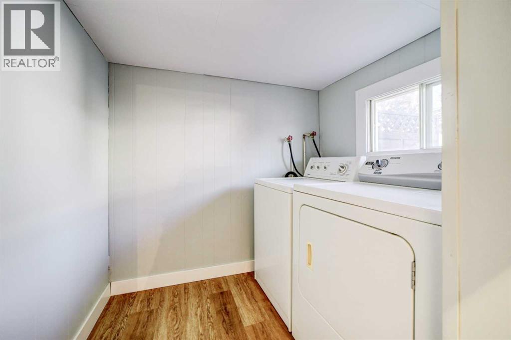 955 Dupuy Street, Pincher Creek, Alberta  T0K 1W0 - Photo 25 - A2277363