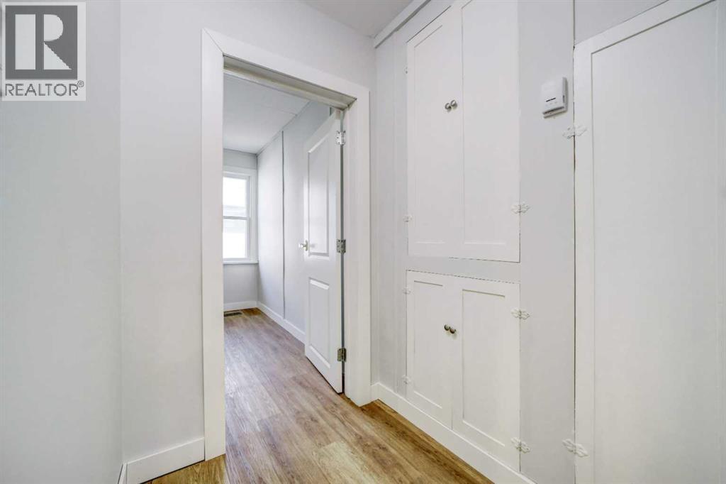 955 Dupuy Street, Pincher Creek, Alberta  T0K 1W0 - Photo 19 - A2277363