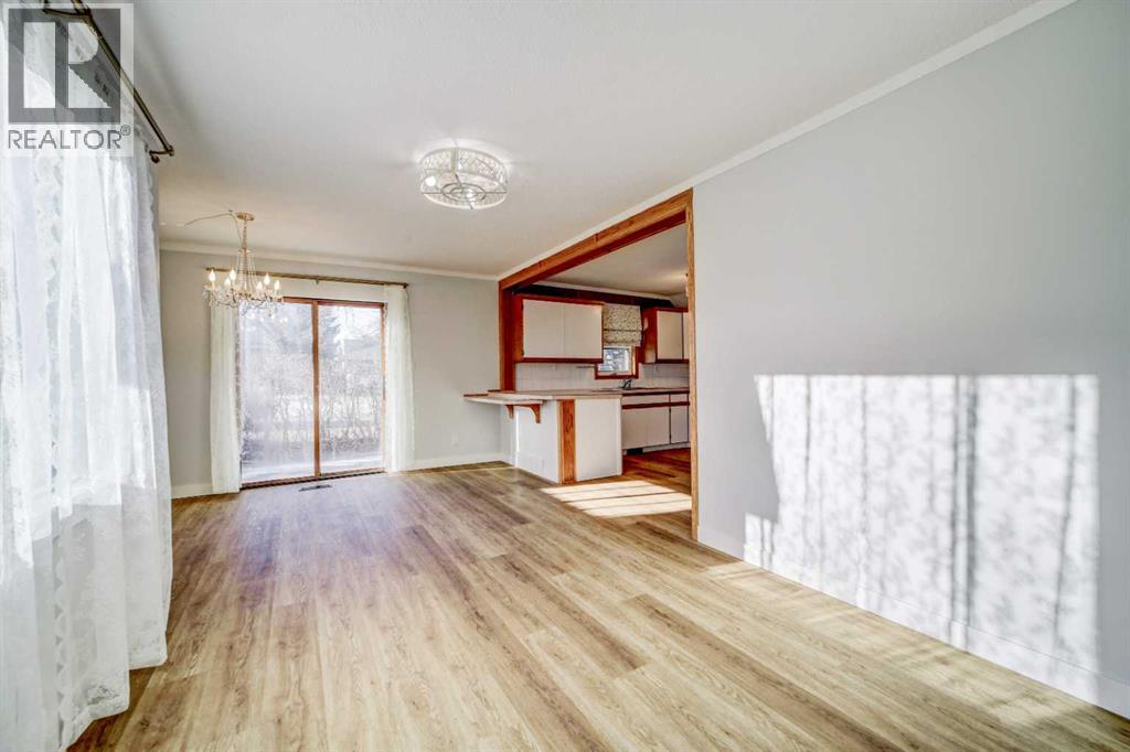 955 Dupuy Street, Pincher Creek, Alberta  T0K 1W0 - Photo 16 - A2277363