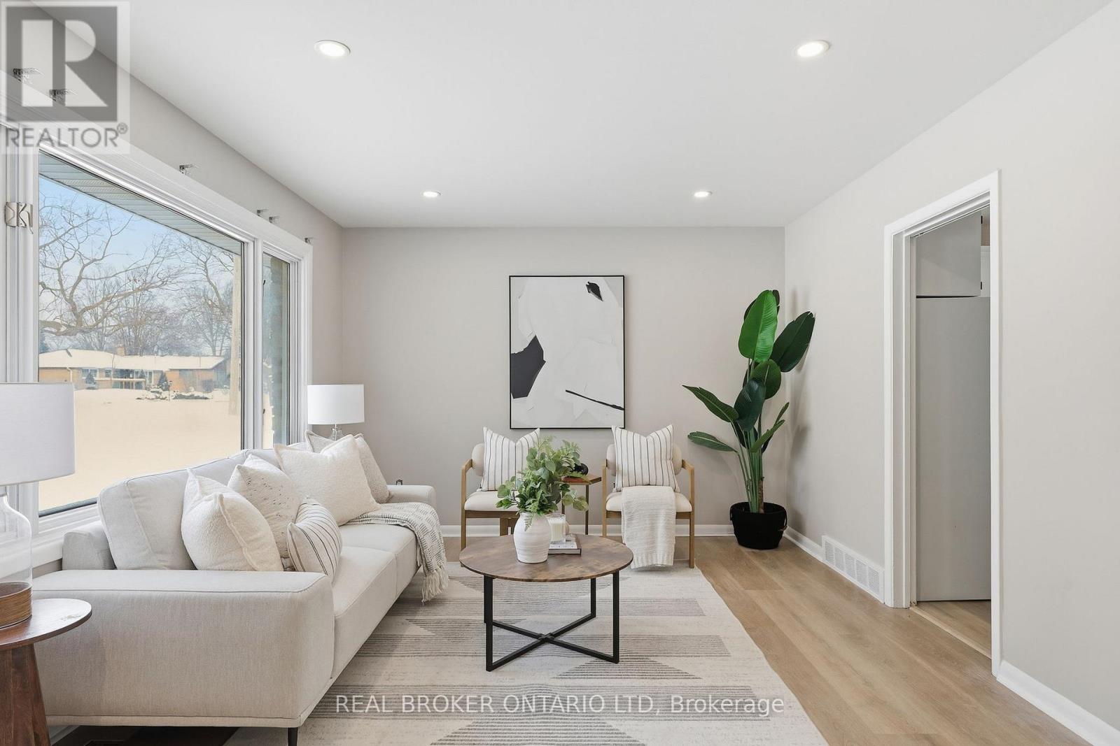 205 Holgate Road, London East, Ontario  N5V 1C1 - Photo 11 - X12714750