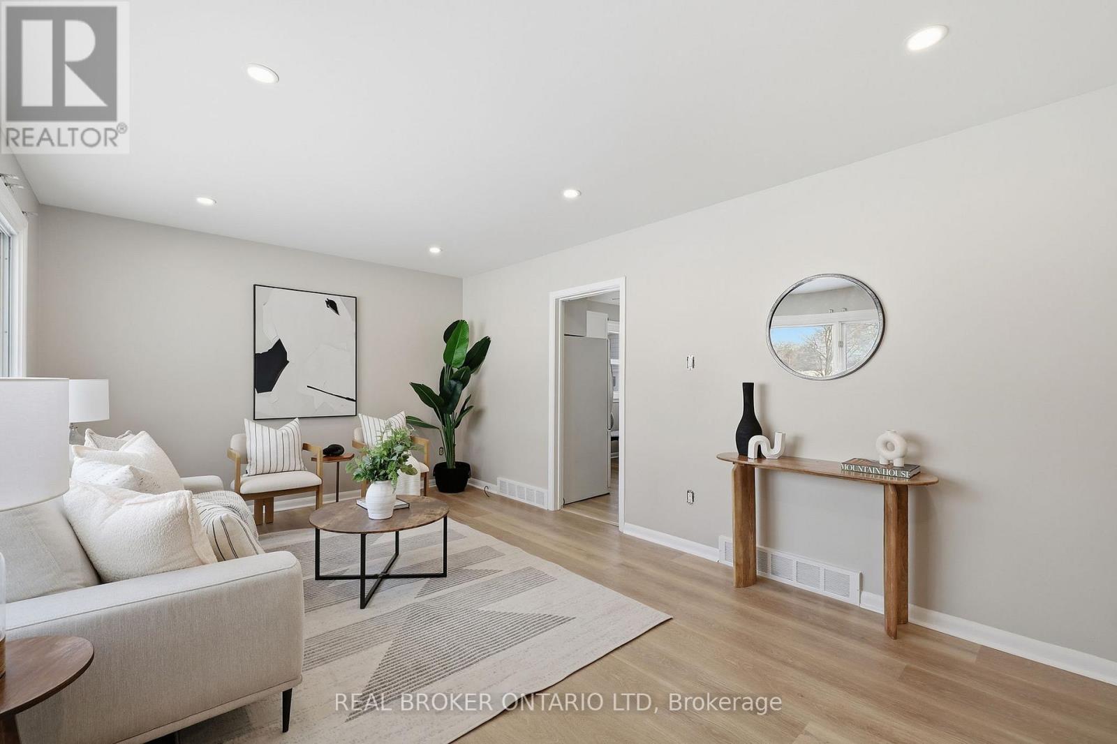 205 Holgate Road, London East, Ontario  N5V 1C1 - Photo 7 - X12714750