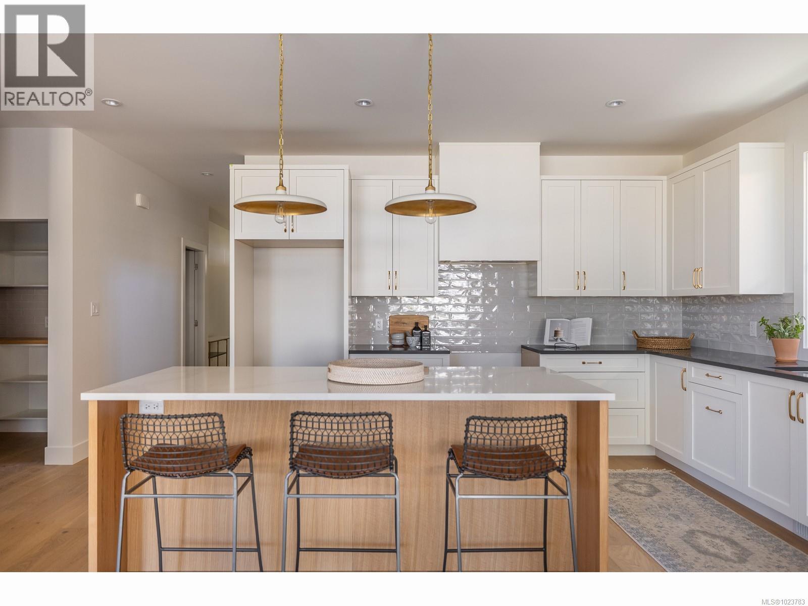 708 Fern Ridge Pl, Nanaimo, British Columbia  V9R 5P5 - Photo 5 - 1023783