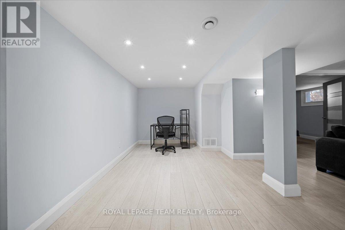 B - 2226 Tawney Road, Ottawa, Ontario  K1G 1C6 - Photo 11 - X12714678