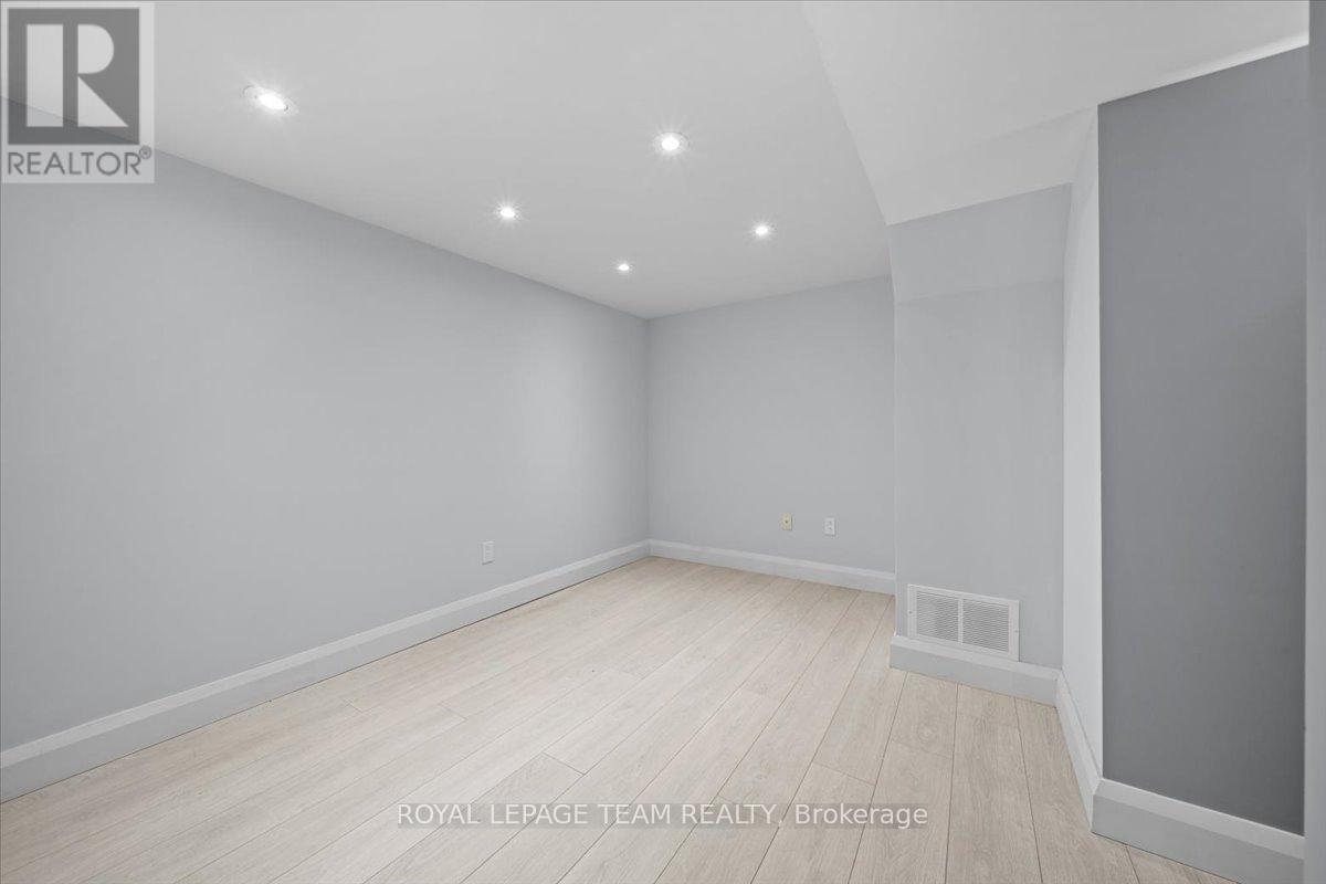 B - 2226 Tawney Road, Ottawa, Ontario  K1G 1C6 - Photo 12 - X12714678