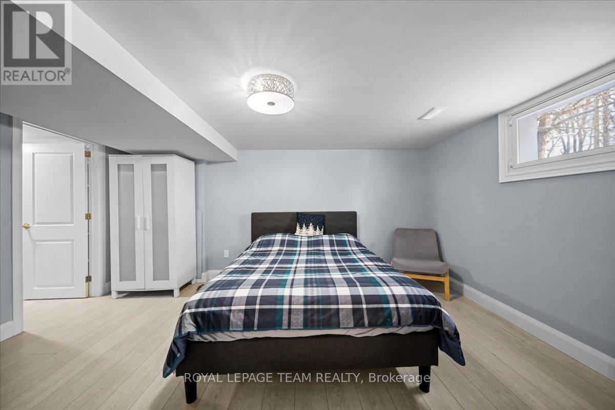 B - 2226 Tawney Road, Ottawa, Ontario  K1G 1C6 - Photo 16 - X12714678