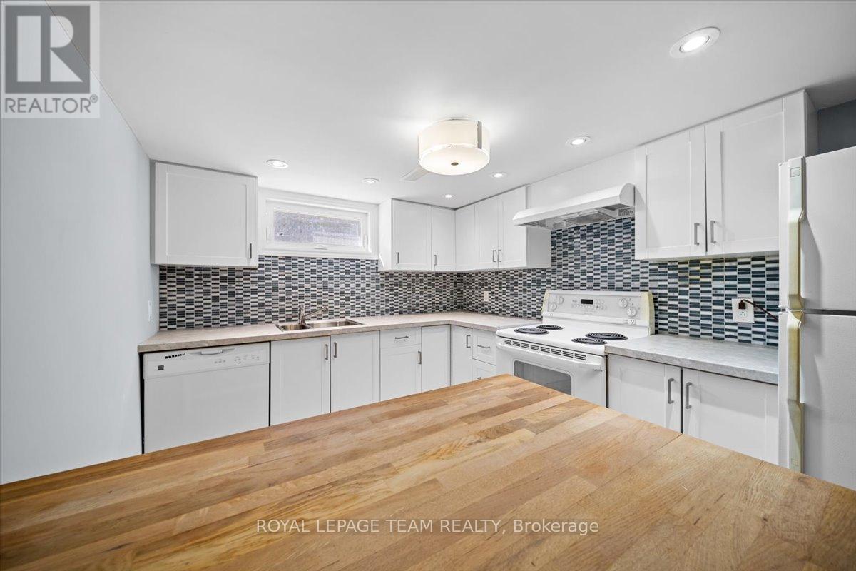 B - 2226 Tawney Road, Ottawa, Ontario  K1G 1C6 - Photo 5 - X12714678