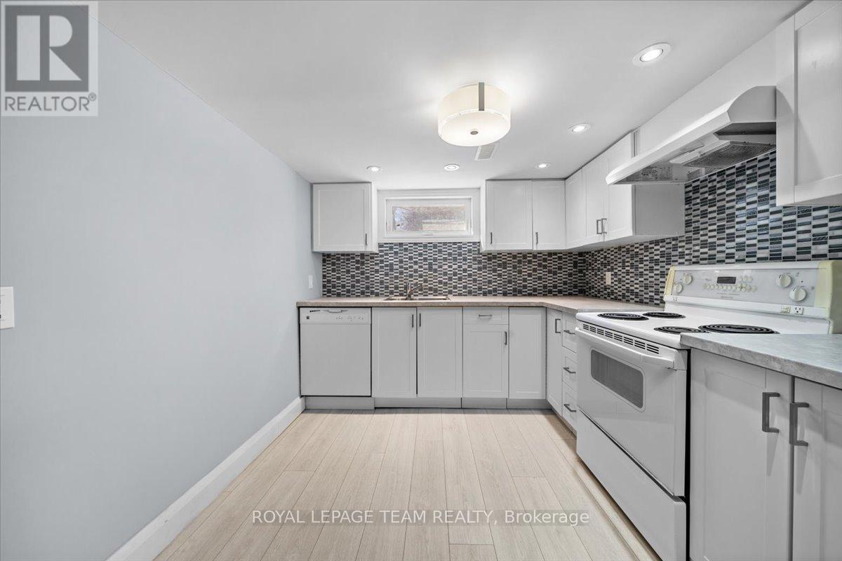 B - 2226 Tawney Road, Ottawa, Ontario  K1G 1C6 - Photo 7 - X12714678