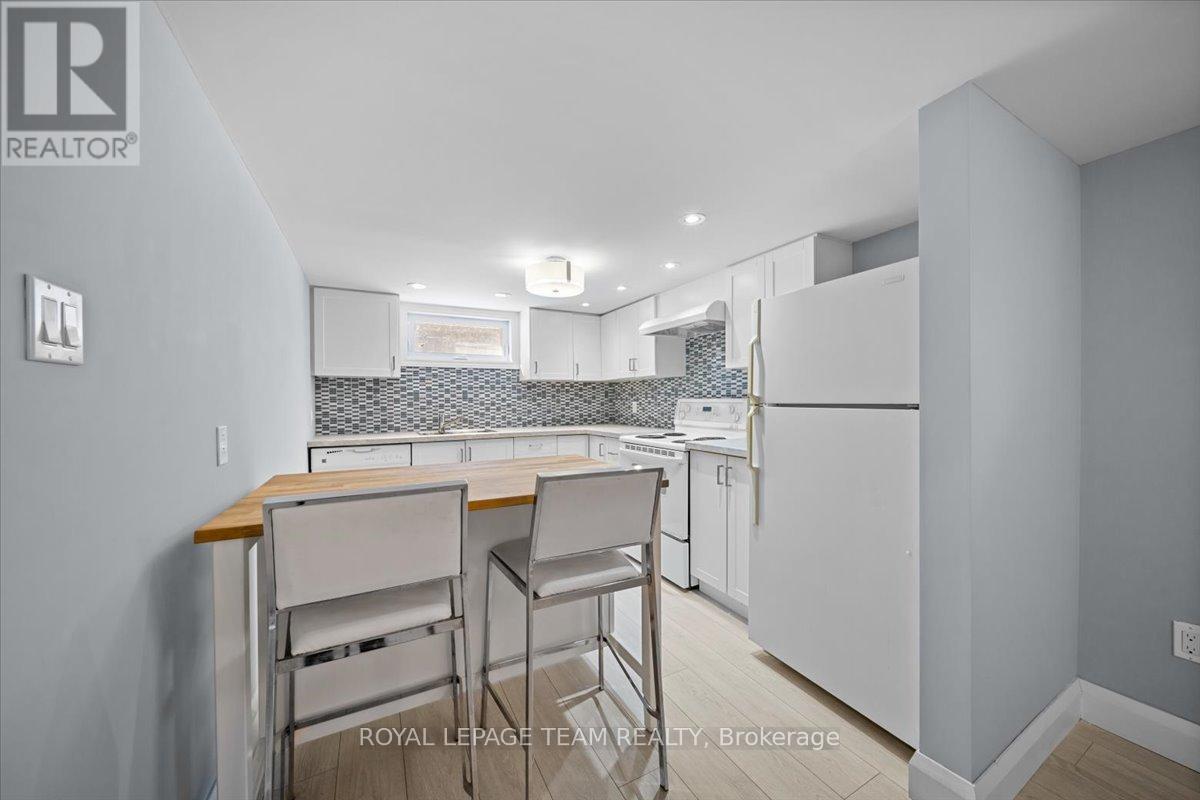 B - 2226 Tawney Road, Ottawa, Ontario  K1G 1C6 - Photo 8 - X12714678