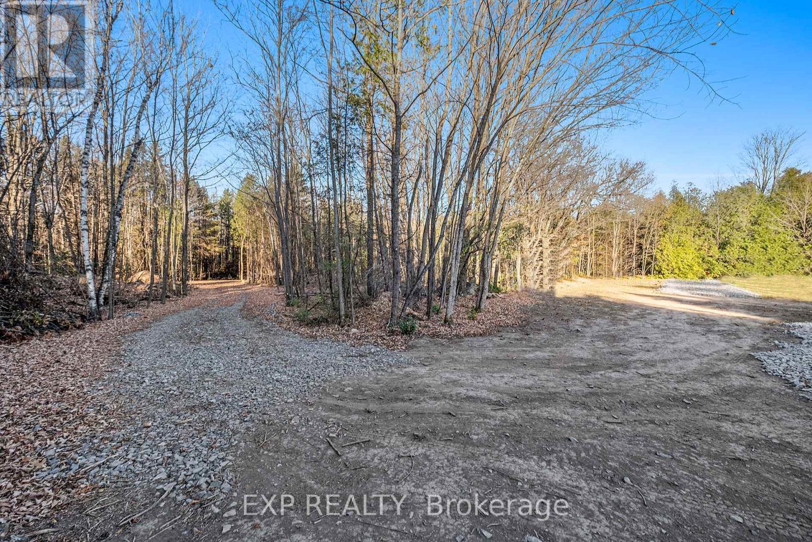 8014 Parkway Road, Ottawa, Ontario  K0A 2P0 - Photo 11 - X12714810