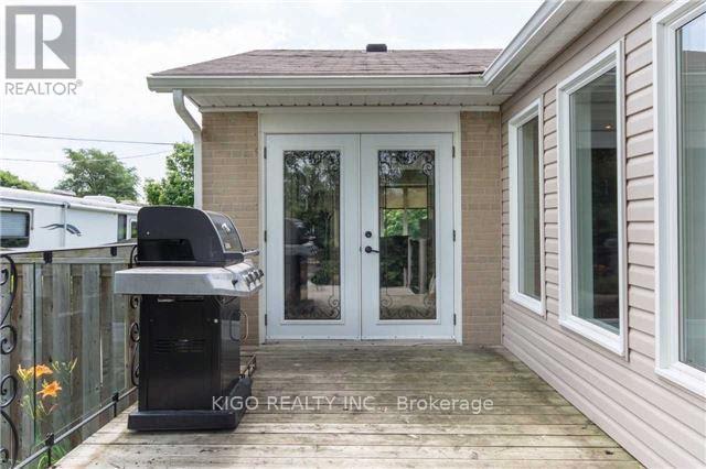 39 Mcgilvray Crescent, Halton Hills, Ontario  L7G 1L7 - Photo 10 - W12664046