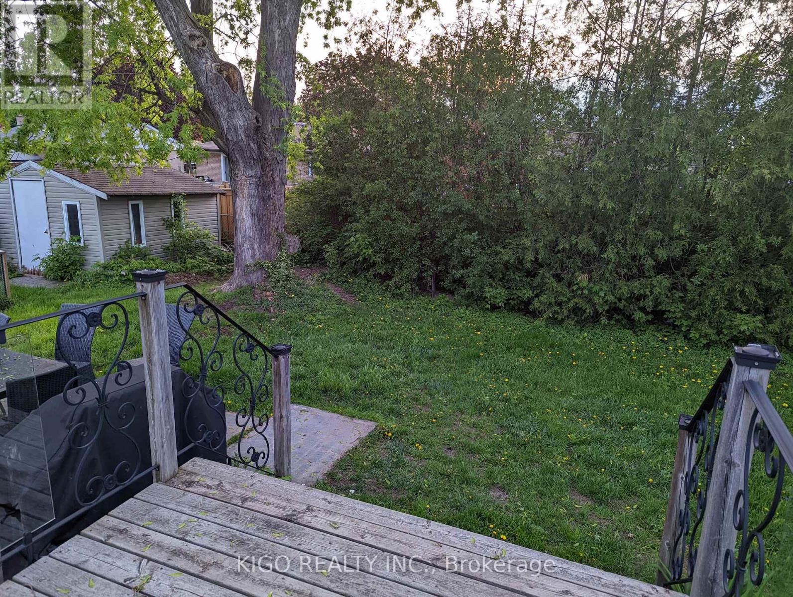 39 Mcgilvray Crescent, Halton Hills, Ontario  L7G 1L7 - Photo 11 - W12664046