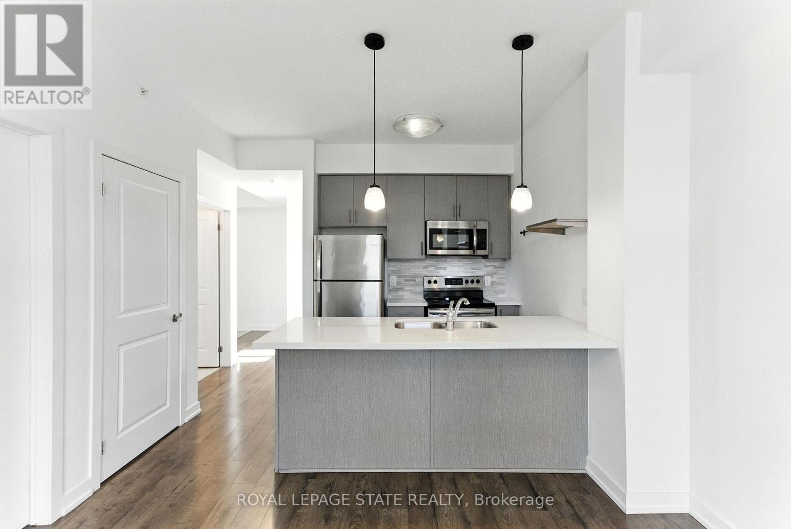 709 - 81 Robinson Street, Hamilton, Ontario  L8P 0C2 - Photo 6 - X12643574