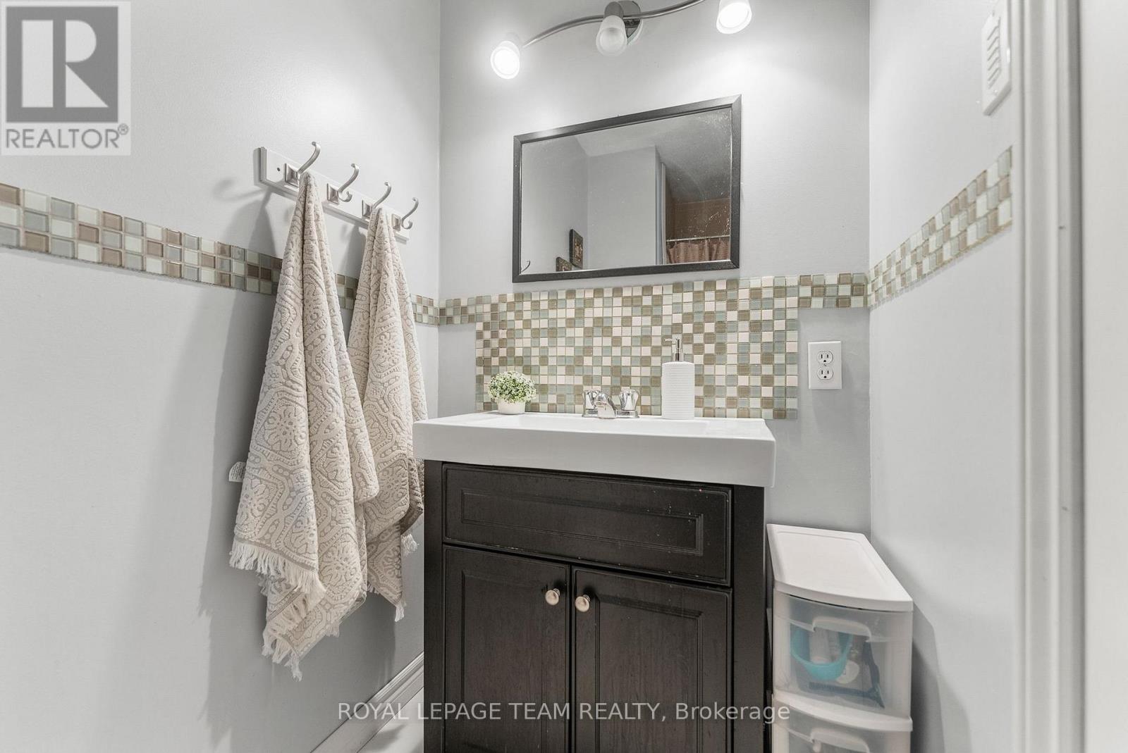 1932 Gore Line, Whitewater Region, Ontario  K0J 2L0 - Photo 20 - X12439331