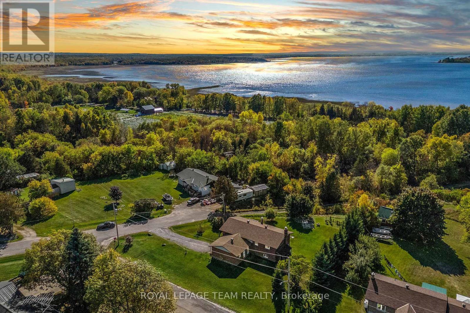 1932 Gore Line, Whitewater Region, Ontario  K0J 2L0 - Photo 33 - X12439331