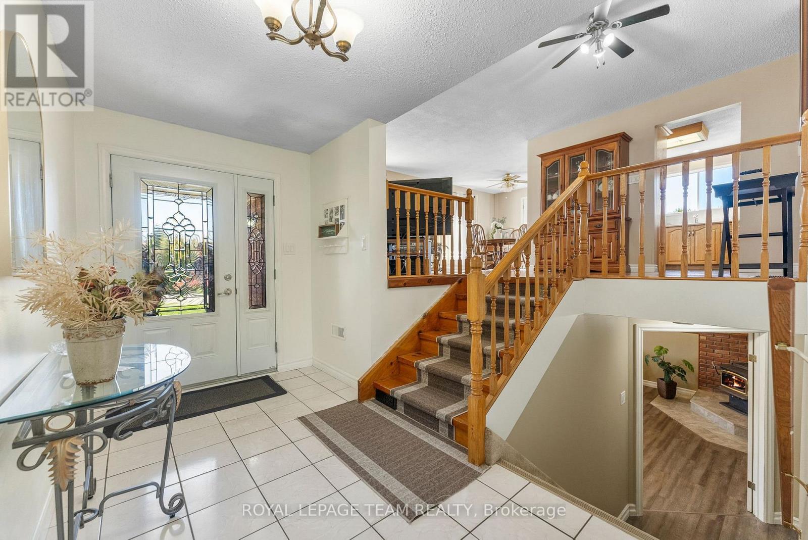 1932 Gore Line, Whitewater Region, Ontario  K0J 2L0 - Photo 9 - X12439331