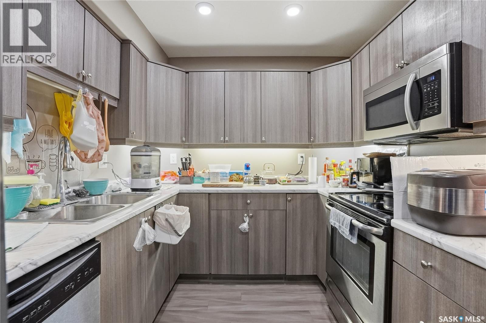 1313 102 Willis Crescent, Saskatoon, Saskatchewan  S7T 0T6 - Photo 7 - SK026195