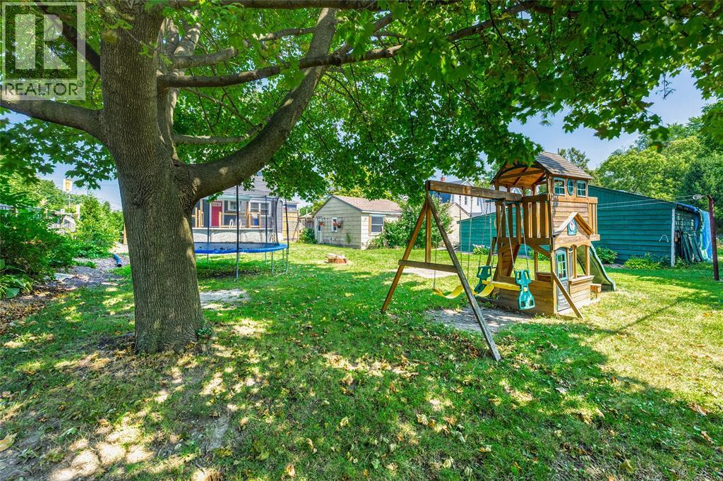 703 Wellington Street, Sarnia, Ontario  N7T 1J3 - Photo 38 - 26001563