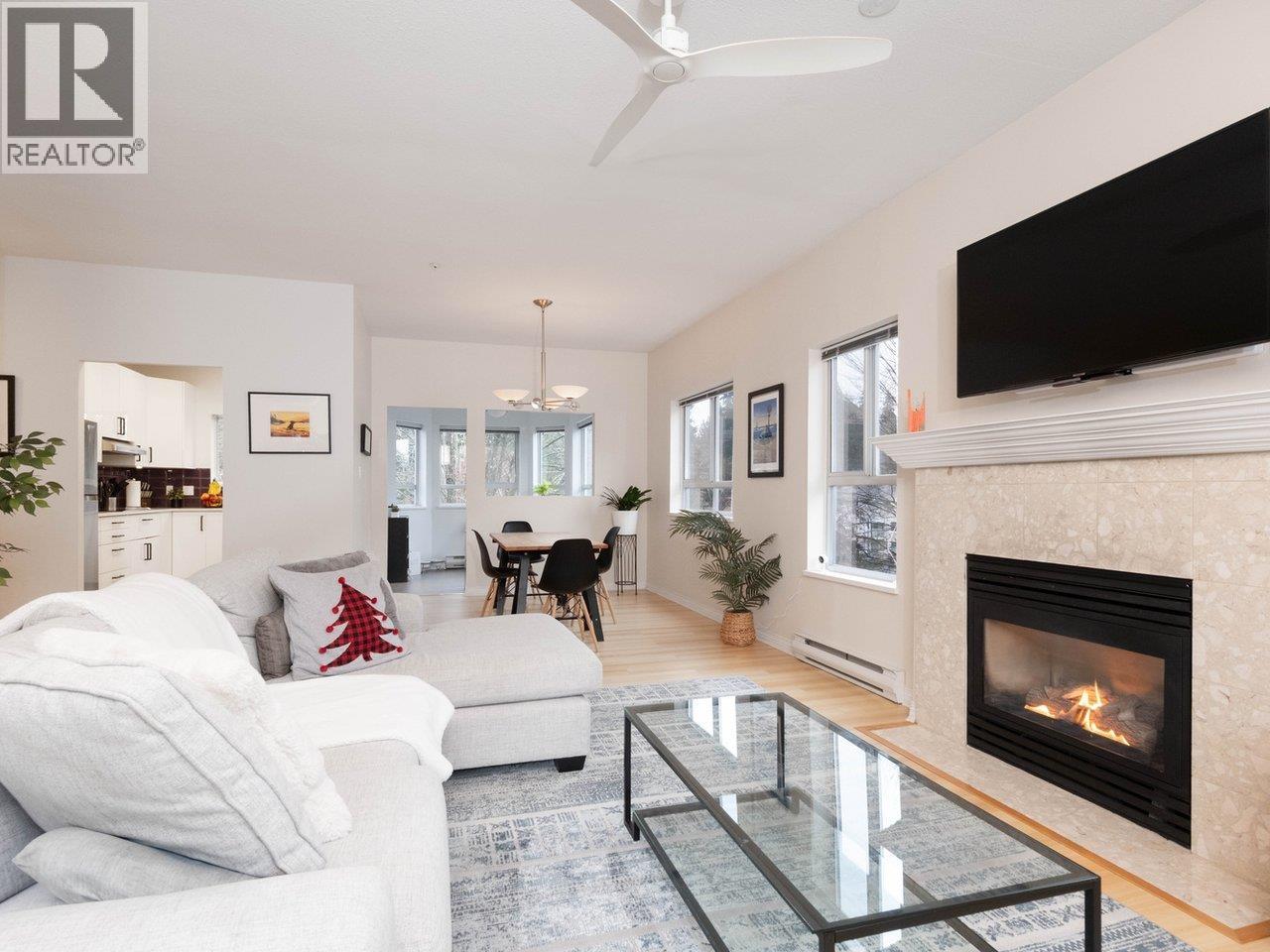 308 1283 Parkgate Avenue, North Vancouver, British Columbia  V7H 3A3 - Photo 1 - R3070836