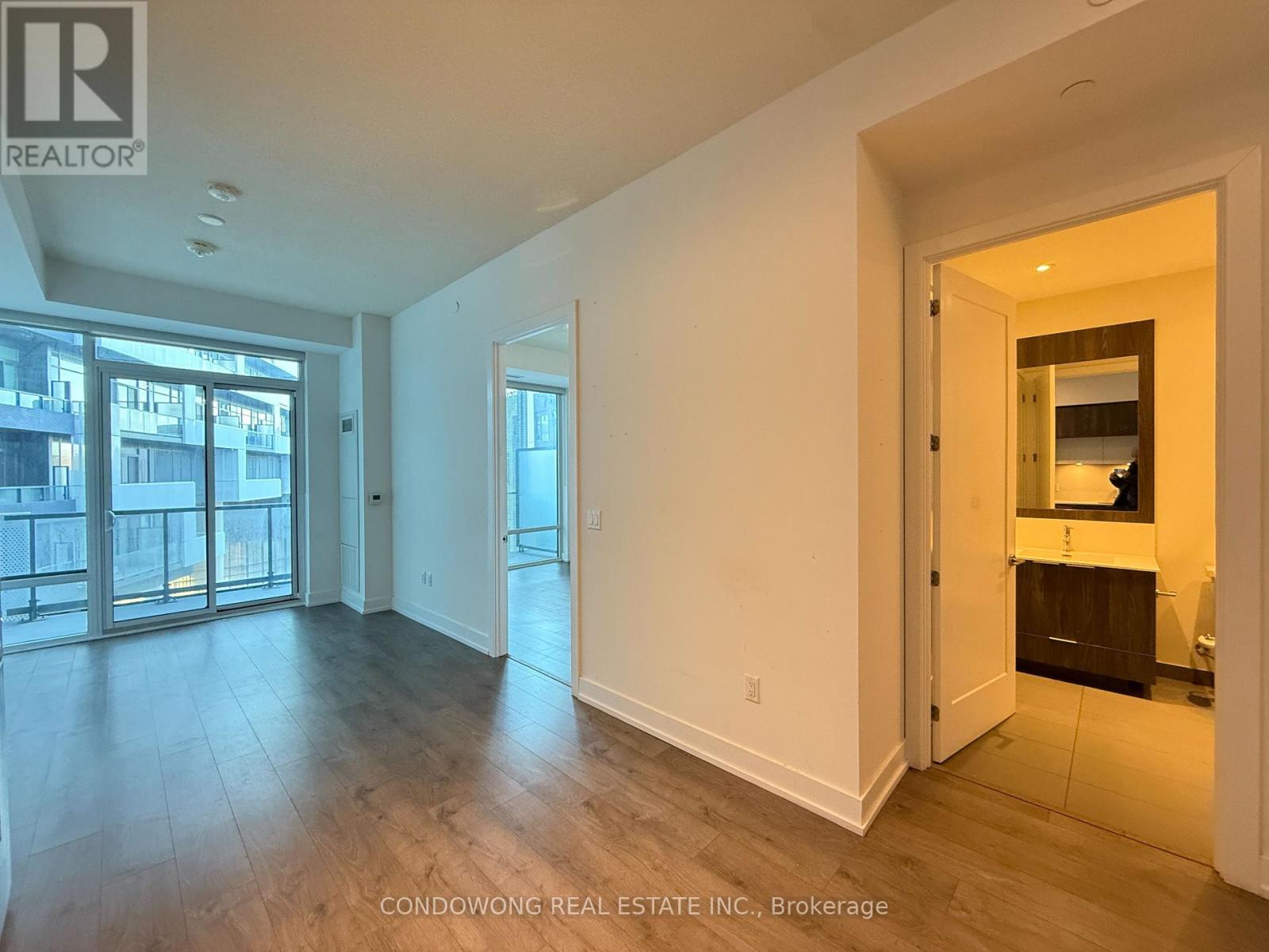 561 - 25 Adra Grado Way, Toronto, Ontario  M2J 0H6 - Photo 6 - C12714784