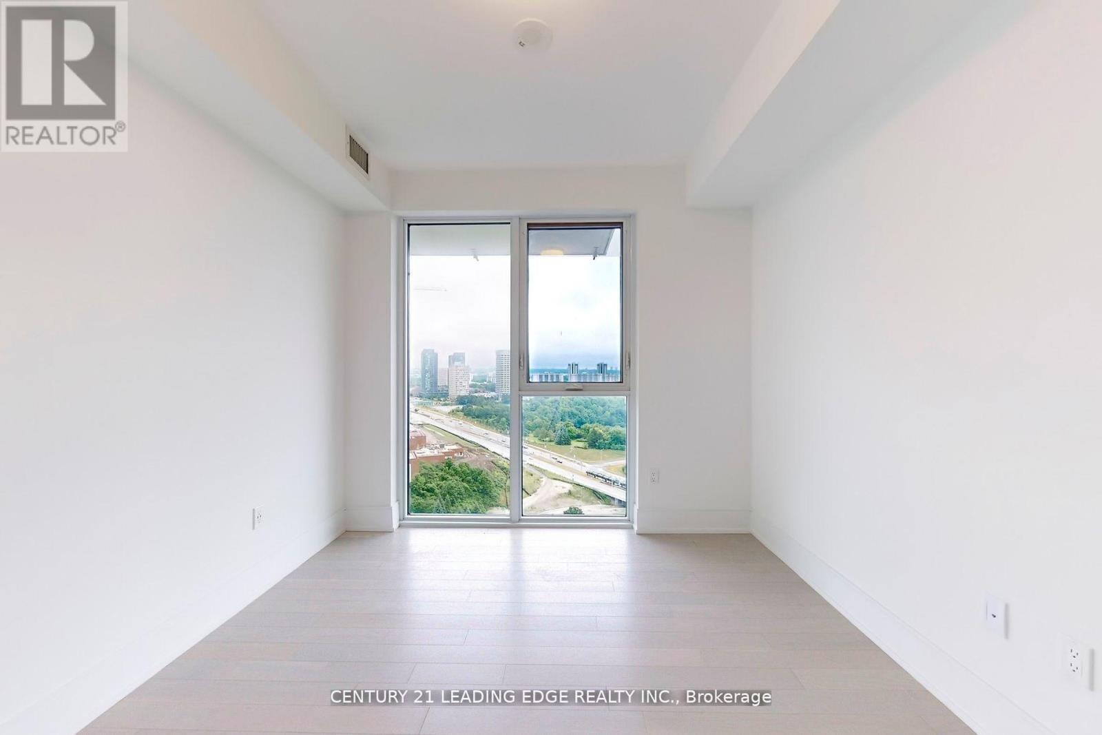 2004 - 30 Inn On The Park Drive, Toronto, Ontario  M3C 2J7 - Photo 22 - C12714804