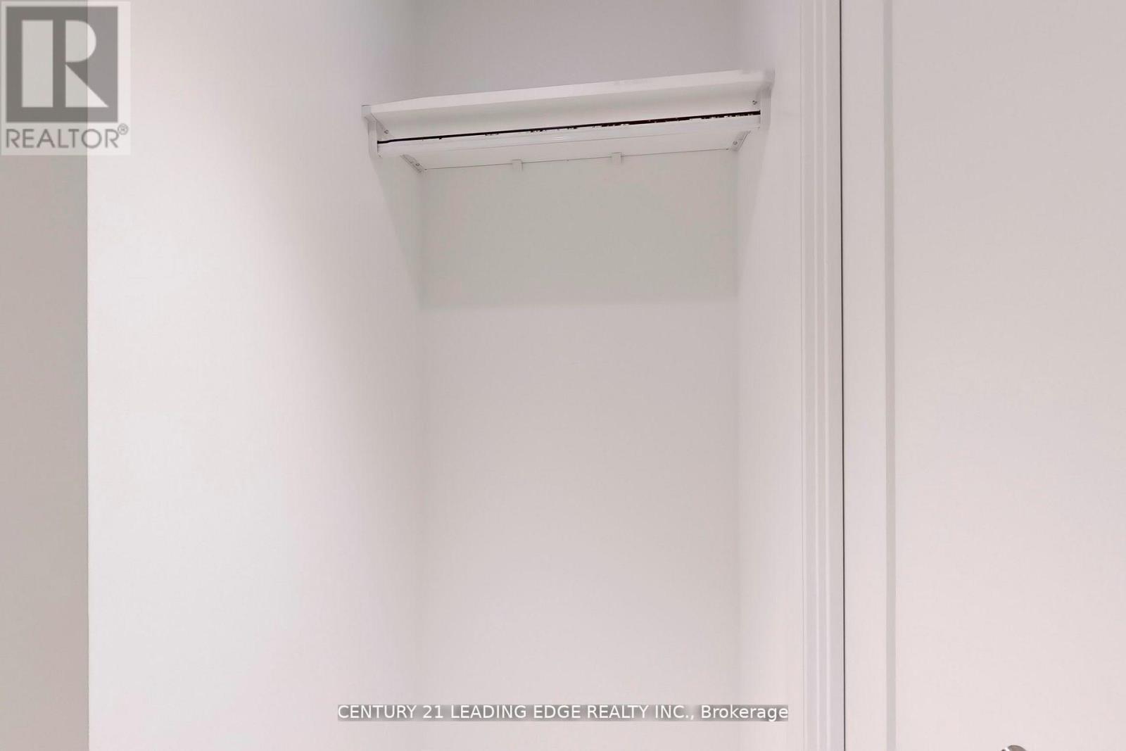 2004 - 30 Inn On The Park Drive, Toronto, Ontario  M3C 2J7 - Photo 24 - C12714804