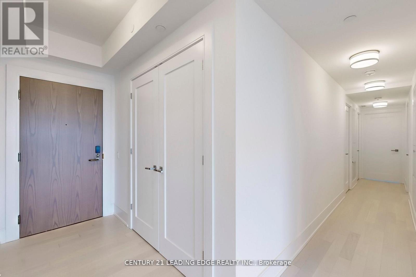 2004 - 30 Inn On The Park Drive, Toronto, Ontario  M3C 2J7 - Photo 26 - C12714804