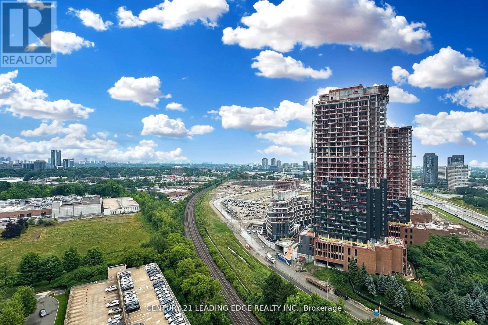 2004 - 30 Inn On The Park Drive, Toronto, Ontario  M3C 2J7 - Photo 27 - C12714804