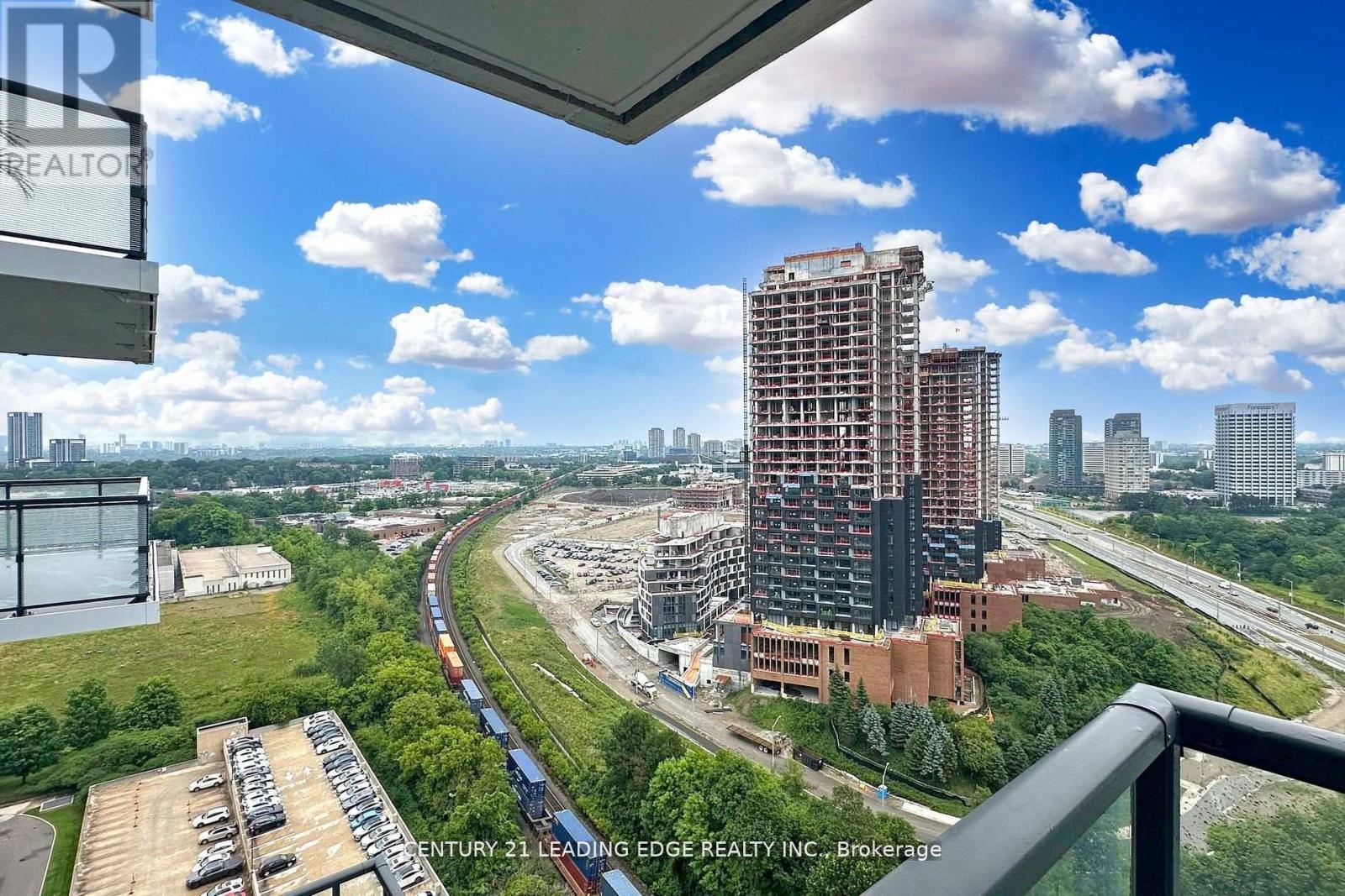 2004 - 30 Inn On The Park Drive, Toronto, Ontario  M3C 2J7 - Photo 29 - C12714804