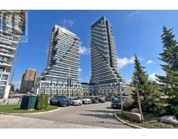 2004 - 30 INN ON THE PARK DRIVE, Toronto, Ontario