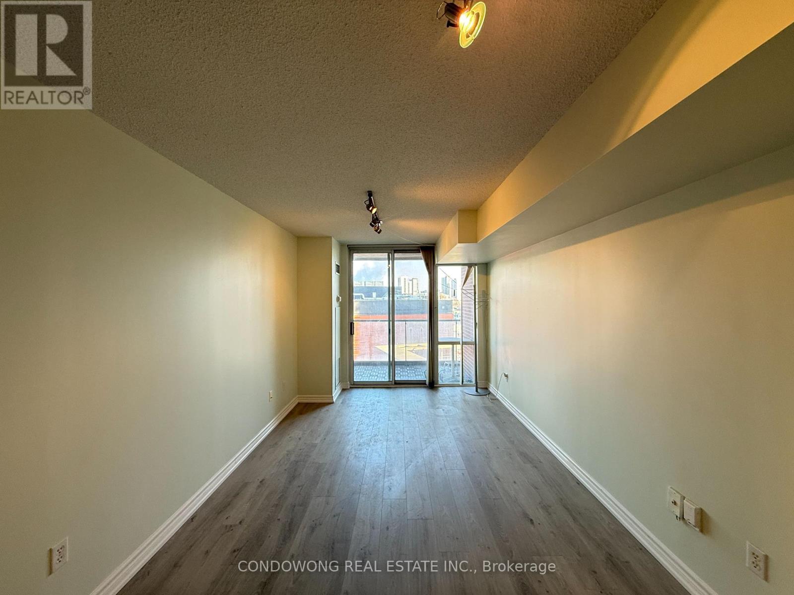 1007 - 39 Parliament Street, Toronto, Ontario  M5A 4R2 - Photo 4 - C12714806