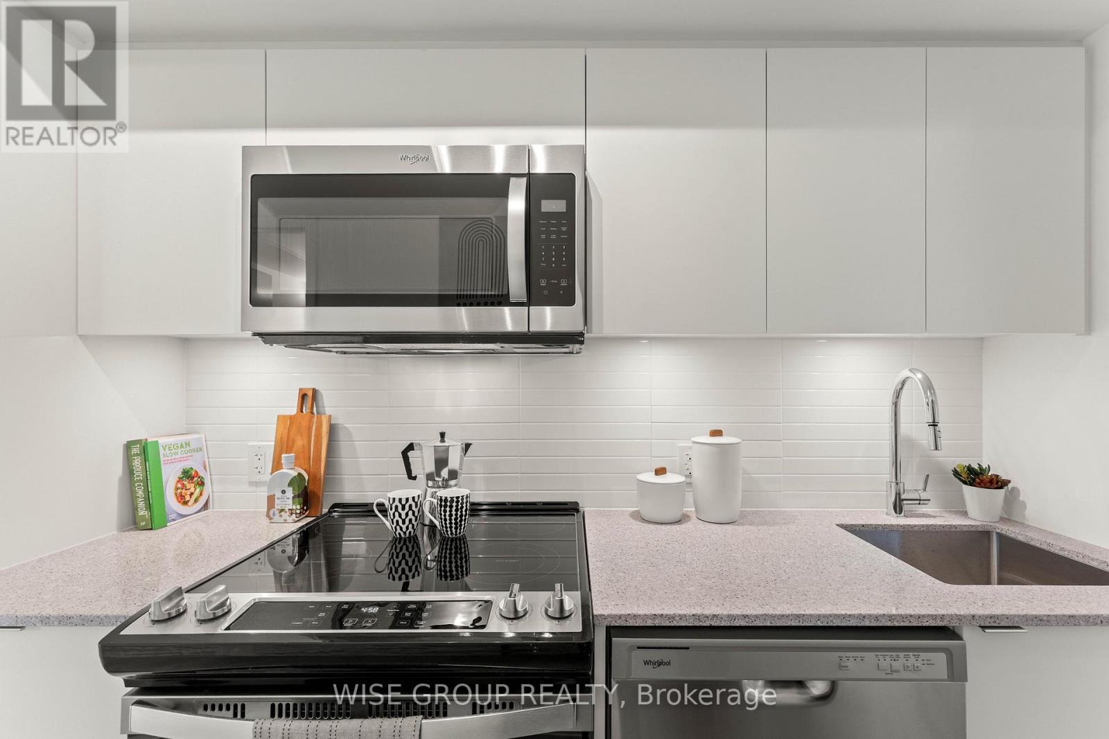 906 - 500 Wilson Avenue, Toronto, Ontario  M3H 0E5 - Photo 5 - C12714862