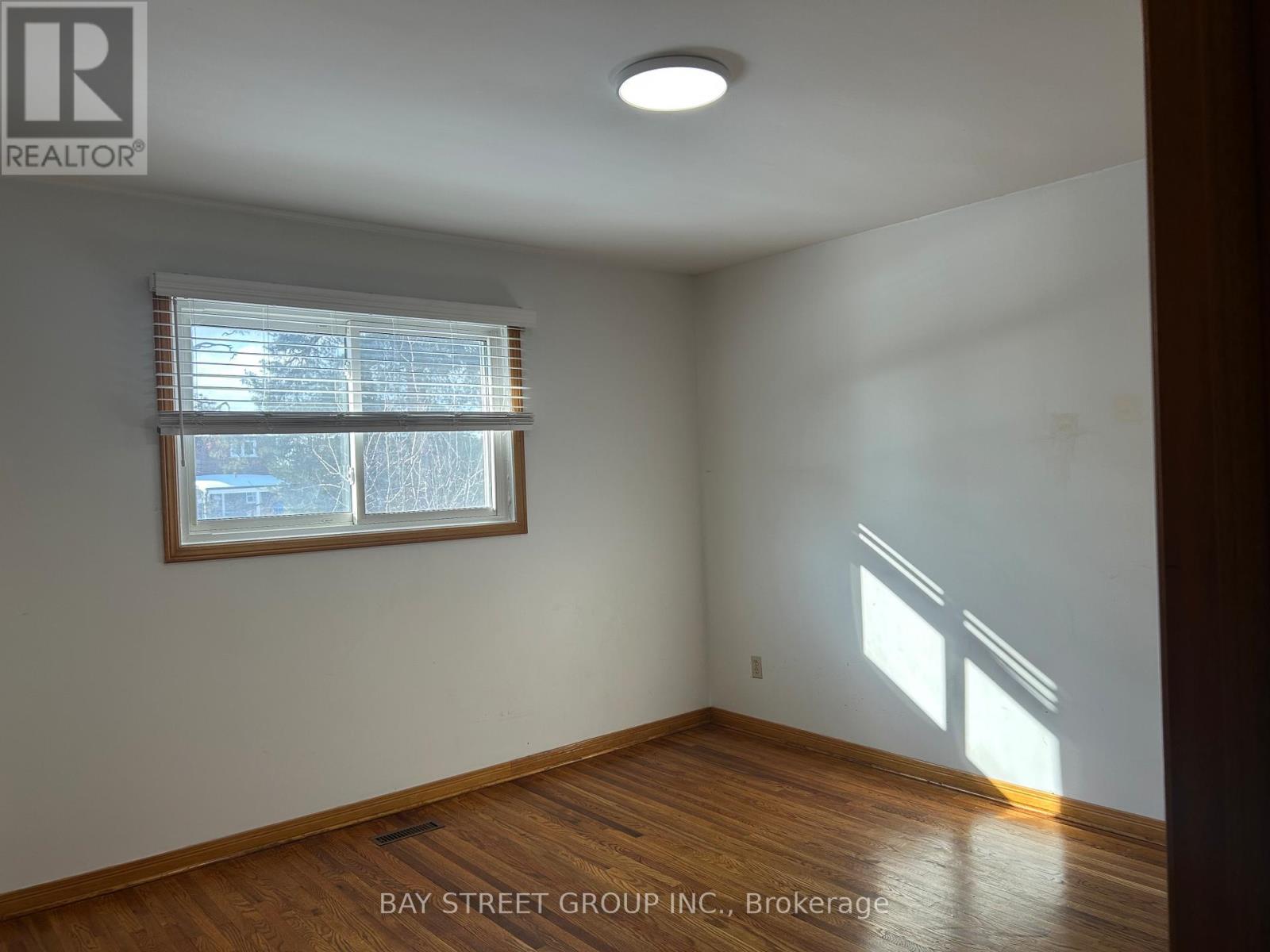 84 Burnt Bark Drive, Toronto, Ontario  M1V 3J8 - Photo 6 - E12714658