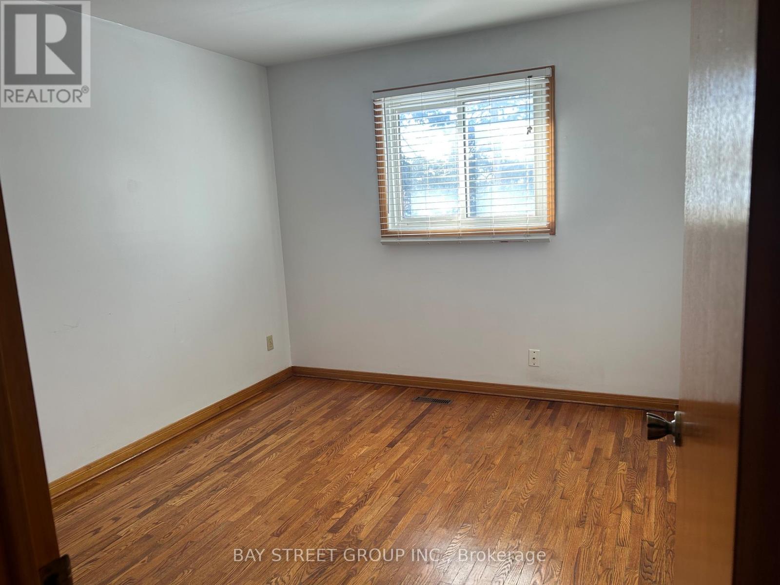 84 Burnt Bark Drive, Toronto, Ontario  M1V 3J8 - Photo 7 - E12714658