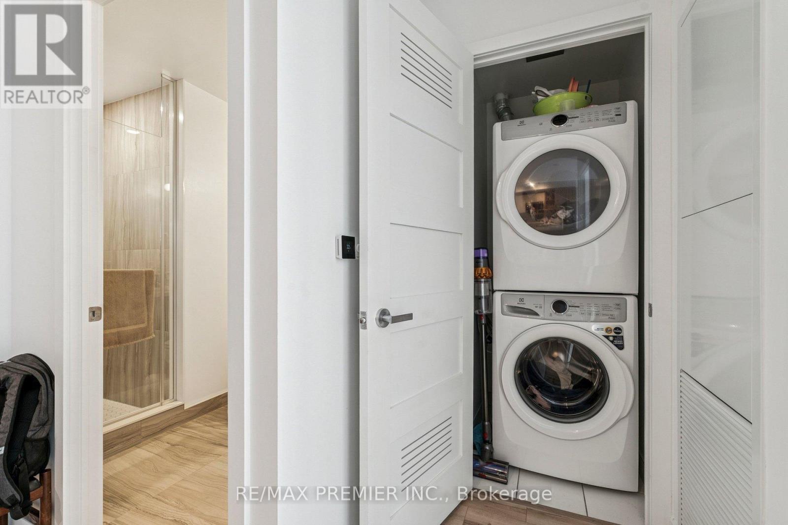 304 - 333 Sunseeker Avenue, Innisfil, Ontario  L9R 0R6 - Photo 9 - N12714020