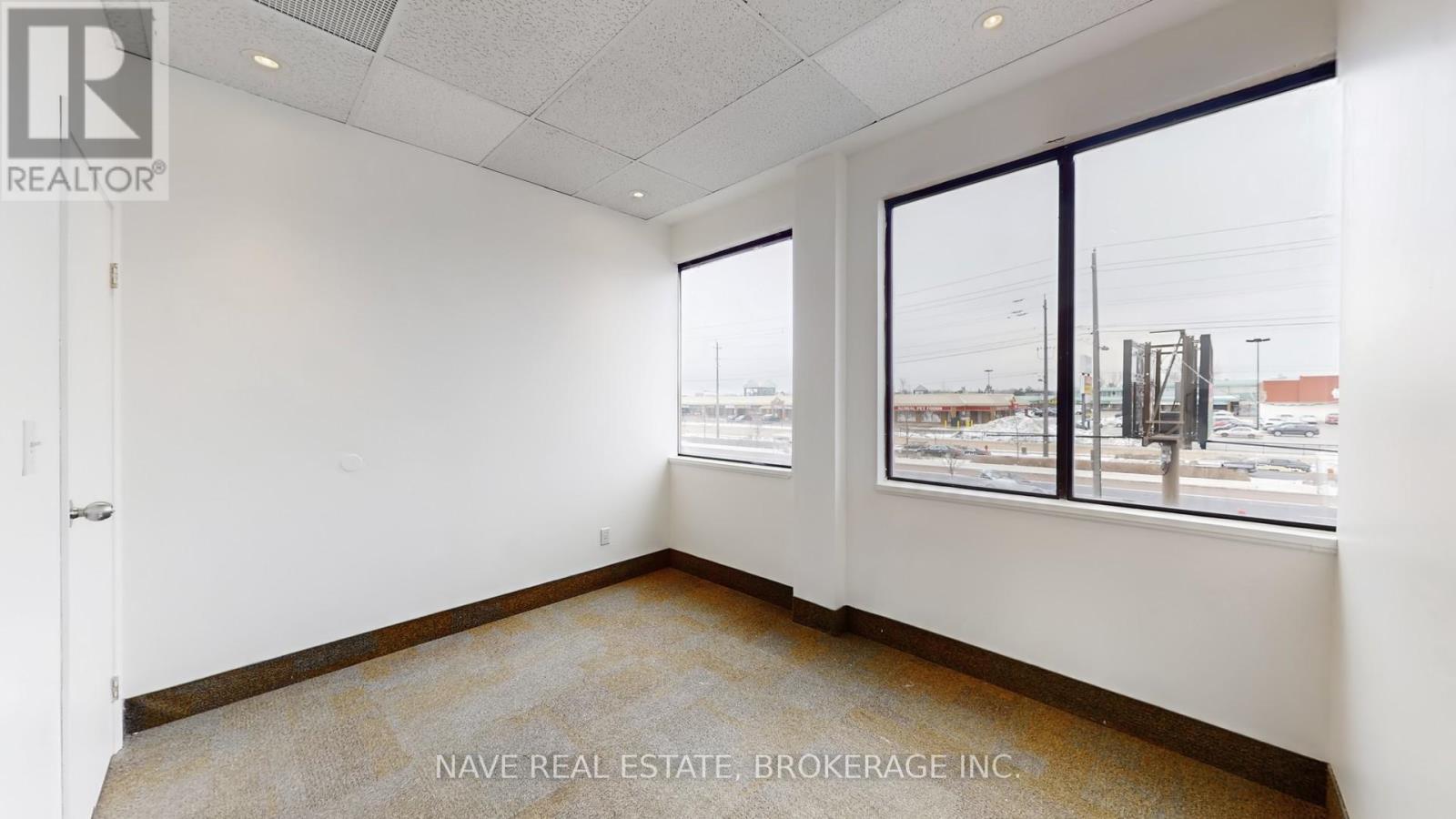 Unit D - 77-83 Davis Drive, Newmarket, Ontario  L3Y 2M9 - Photo 17 - N12711070